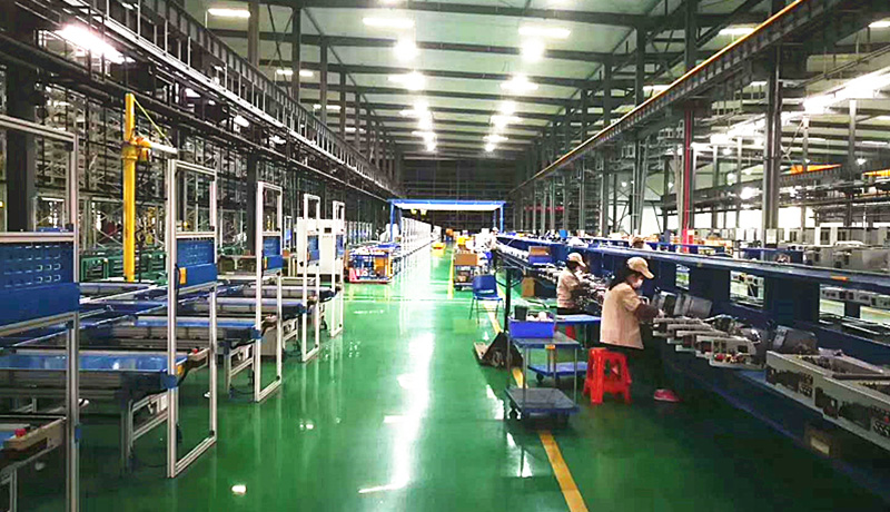 >上下同欲，沖鋒一線！